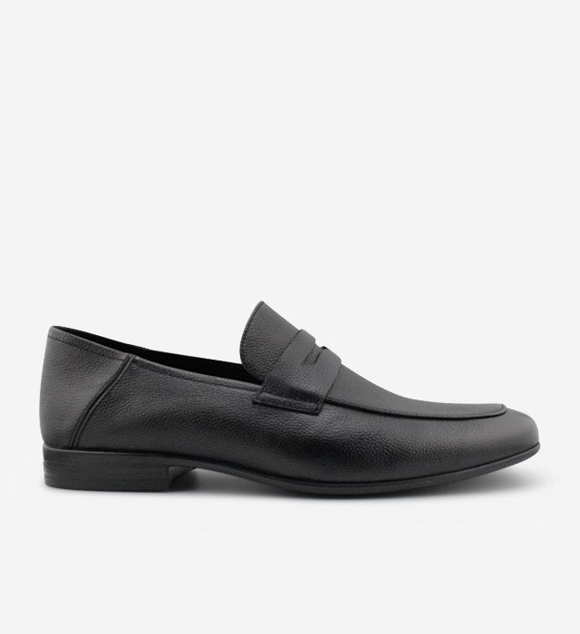 Sawyer penny loafer in Black
