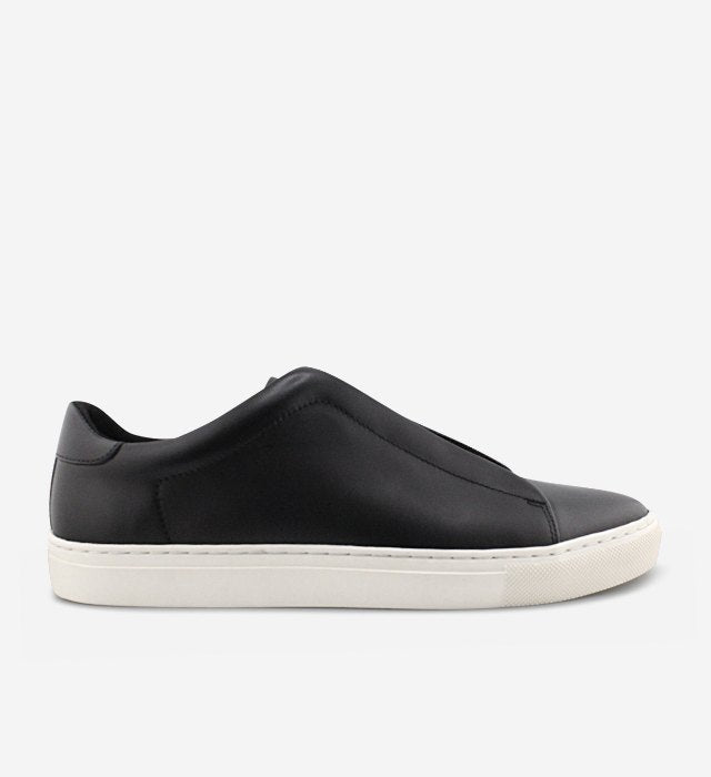 Jaxon slip-on sneaker in Black
